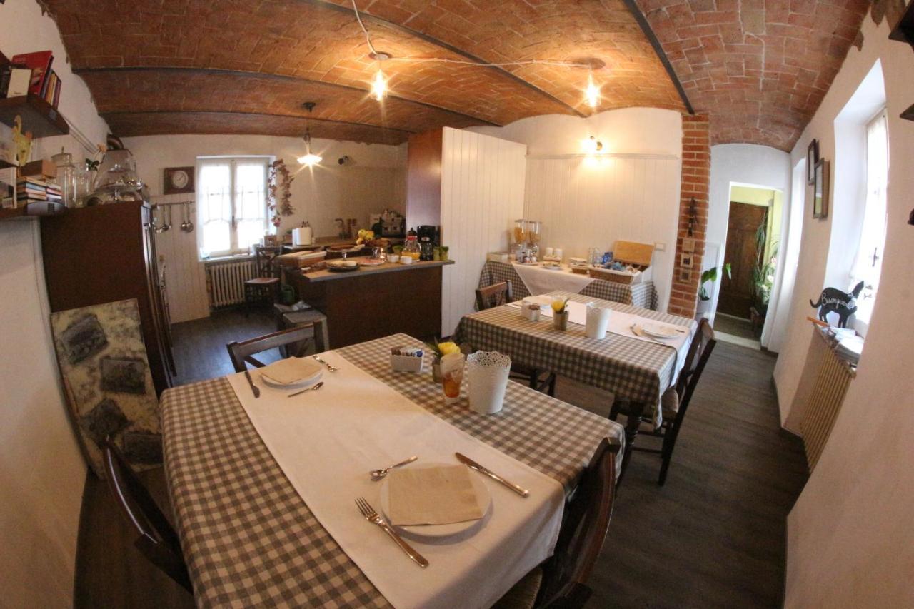 Poggio Dei Farinetti Bed & Breakfast Diano dʼAlba Exterior foto